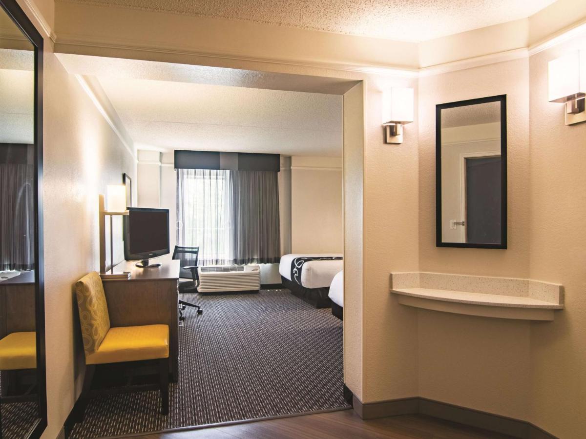 La Quinta By Wyndham Oklahoma City Norman Exterior photo